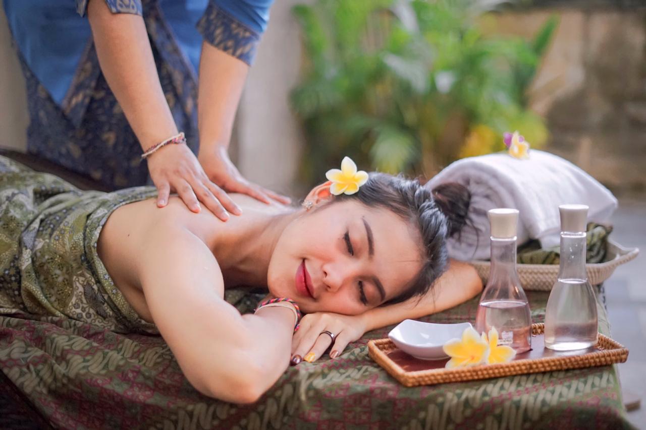 Spa and massage - hotelpuriayu denpasar bali